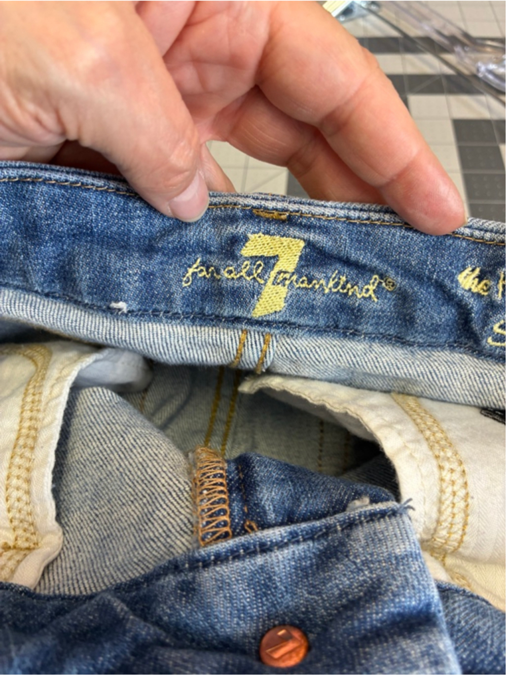 7 For All Mankind High Waist Ankle Skinny Jeans in Blue Embroidered Size 25 - Picture 7 of 9